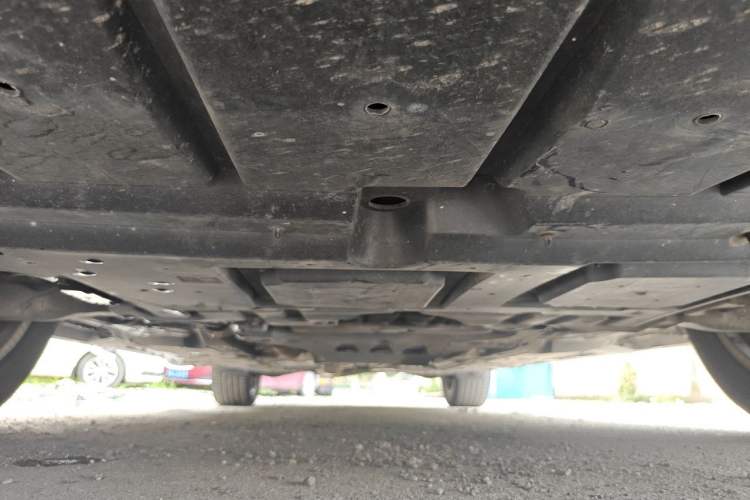 Used Toyota Crown 2012 2.5L Royal Chassis Front
