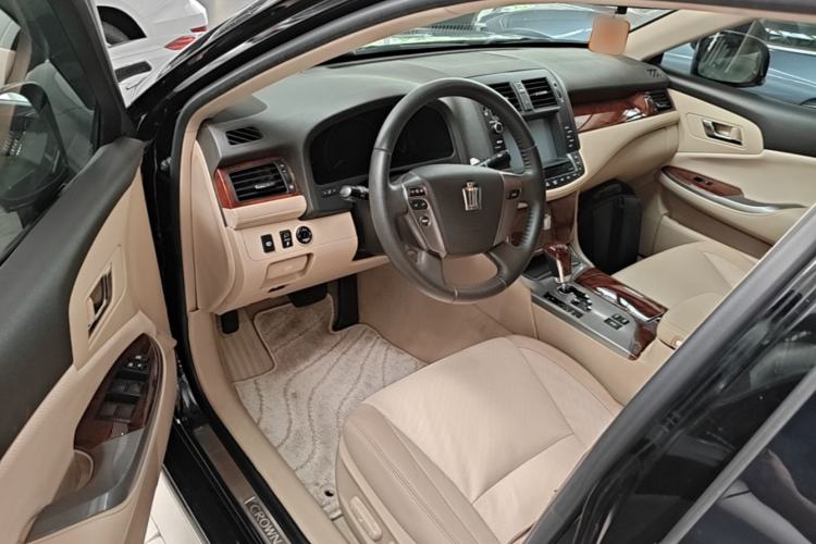 Used Toyota Crown 2012 2.5L Royal Leather Edition Driver Seat