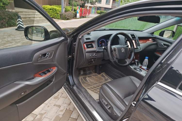 Used Toyota Crown 2012 2.5L Royal Navigation Edition Driver Seat