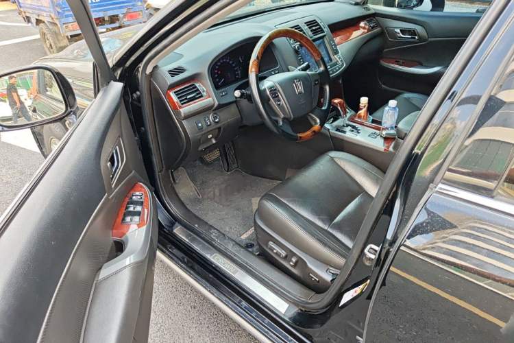 Used Toyota Crown 2012 2.5L Royal Leather Edition Driver Seat