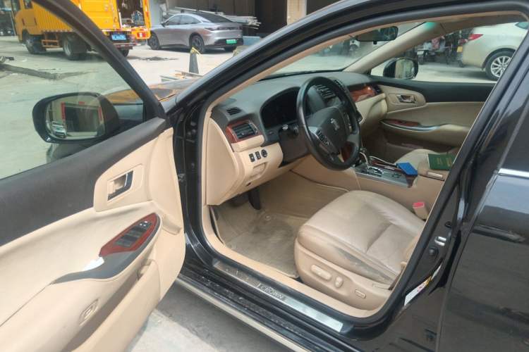Used Toyota Crown 2012 2.5L Royal Leather Edition Driver Seat