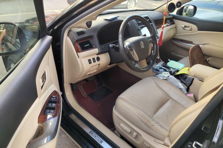 Used Toyota Crown 2012 2.5L Royal Leather Edition Driver Seat