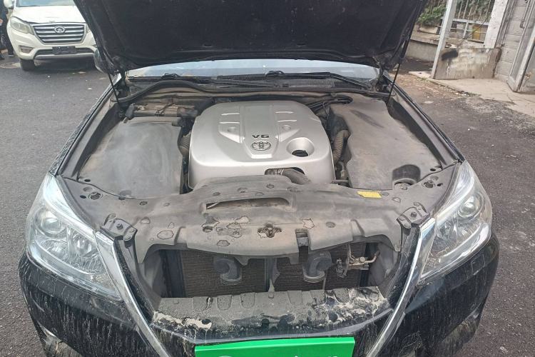 Used Toyota Crown 2012 2.5L Royal Leather Edition Engine Bay