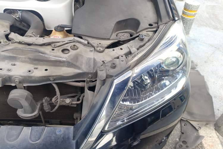 Used Toyota Crown 2012 2.5L Royal Leather Edition Engine Bay Left