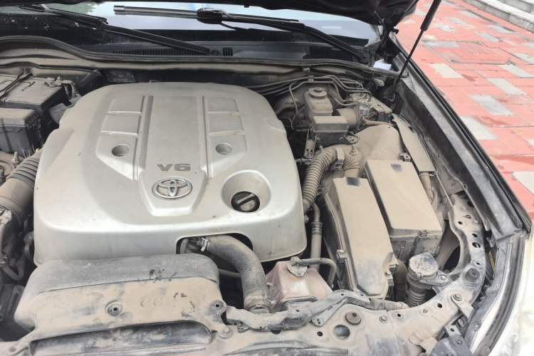 Used Toyota Crown 2012 2.5L Royal Leather Edition Engine Bay Left