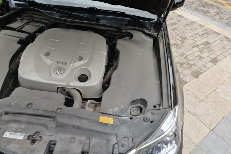 Used Toyota Crown 2012 2.5L Royal Navigation Edition Engine Bay Left