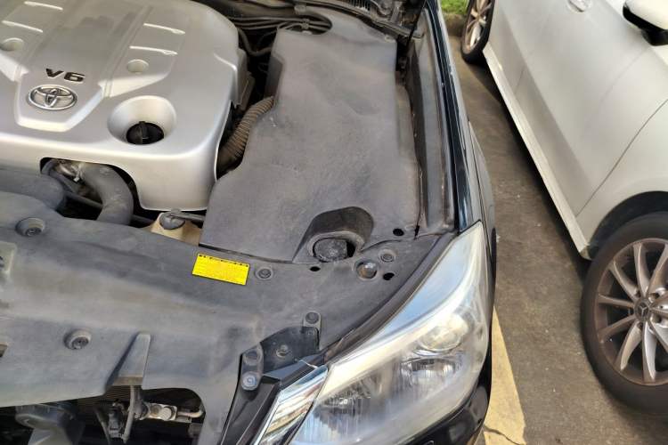 Used Toyota Crown 2012 2.5L Royal Leather Edition Engine Bay Left