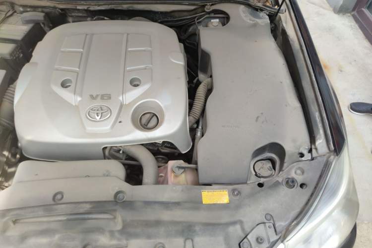 Used Toyota Crown 2012 2.5L Royal Leather Edition Engine Bay Left