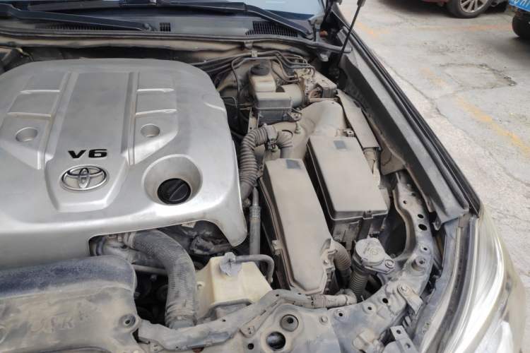 Used Toyota Crown 2012 2.5L Royal Leather Edition Engine Bay Left