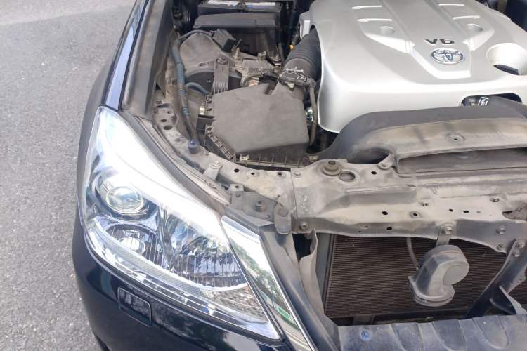 Used Toyota Crown 2012 2.5L Royal Leather Edition Engine Bay Right