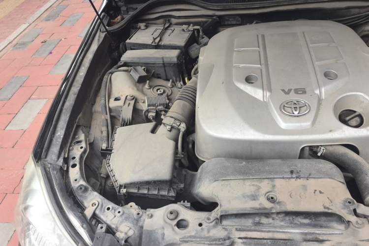Used Toyota Crown 2012 2.5L Royal Leather Edition Engine Bay Right