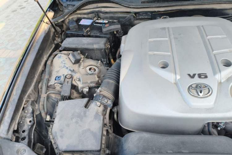 Used Toyota Crown 2012 2.5L Royal Leather Edition Engine Bay Right