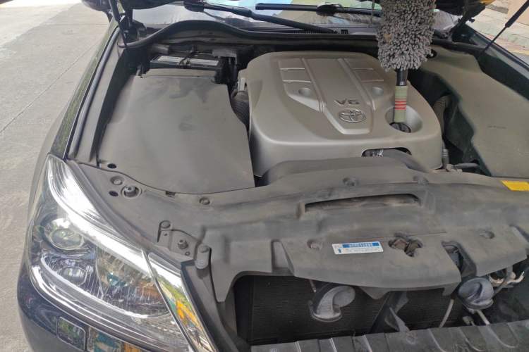 Used Toyota Crown 2012 2.5L Royal Leather Edition Engine Bay Right