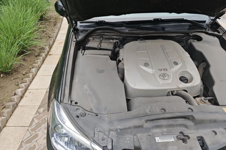 Used Toyota Crown 2012 2.5L Royal Navigation Edition Engine Bay Right