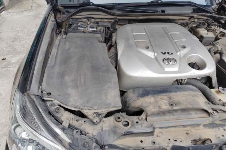 Used Toyota Crown 2012 2.5L Royal Leather Edition Engine Bay Right