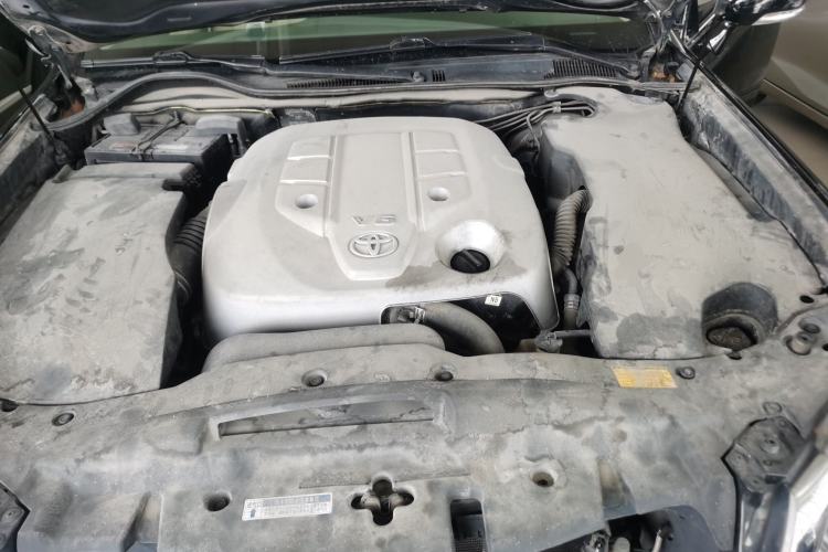 Used Toyota Crown 2012 2.5L Royal Leather Edition Engine Bay