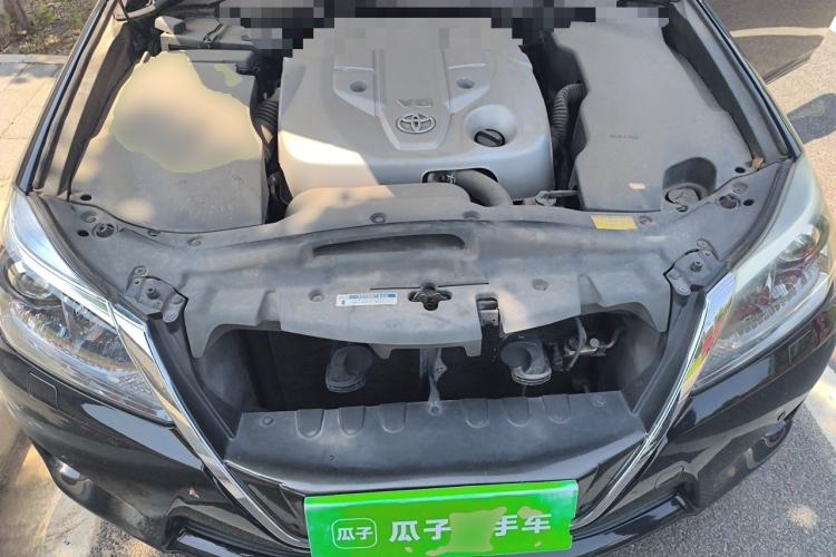 Used Toyota Crown 2012 2.5L Royal Leather Edition Engine Bay