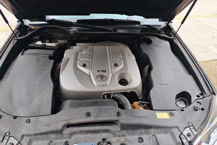 Used Toyota Crown 2012 2.5L Royal Leather Edition Engine Bay