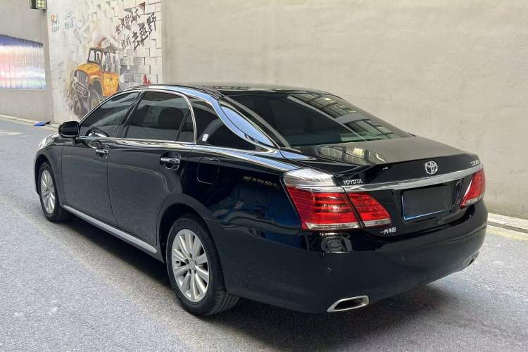Used Toyota Crown 2012 2.5L Royal Leather Edition Exterior 3