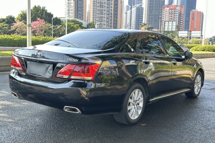 Used Toyota Crown 2012 2.5L Royal Navigation Edition Exterior 4