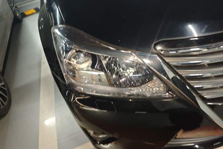 Used Toyota Crown 2012 2.5L Royal Leather Edition Exterior 6