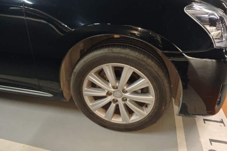Used Toyota Crown 2012 2.5L Royal Leather Edition Exterior 7