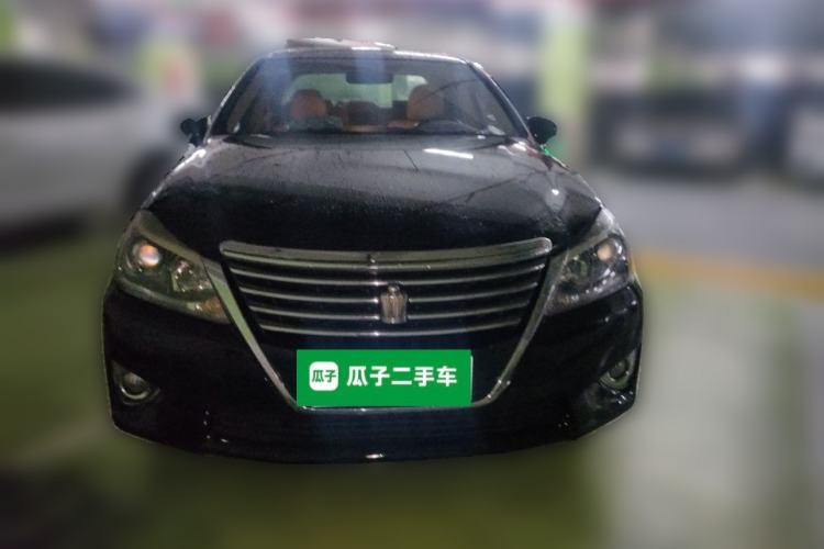 Used Toyota Crown 2012 2.5L Royal Leather Edition Front