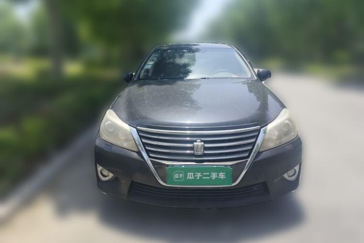 Used Toyota Crown 2012 2.5L Royal Navigation Edition Front