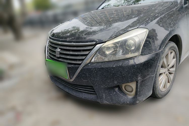 Used Toyota Crown 2012 2.5L Royal Leather Edition Front