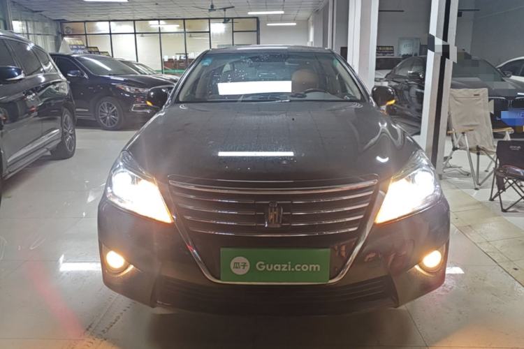 Used Toyota Crown 2012 3.0L Royal Saloon VIP Front