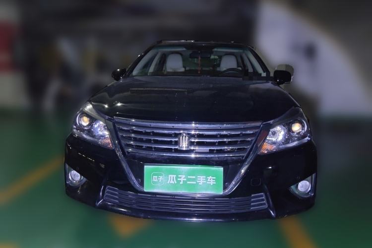 Used Toyota Crown 2012 2.5L Royal Leather Edition Front