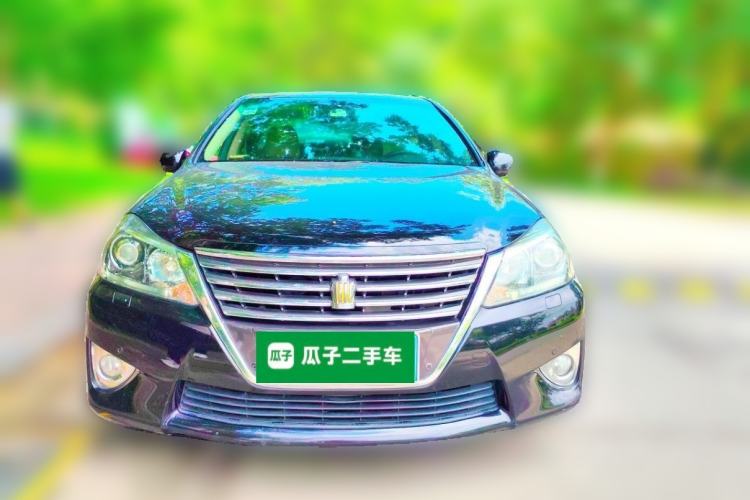 Used Toyota Crown 2012 2.5L Royal Leather Edition Front