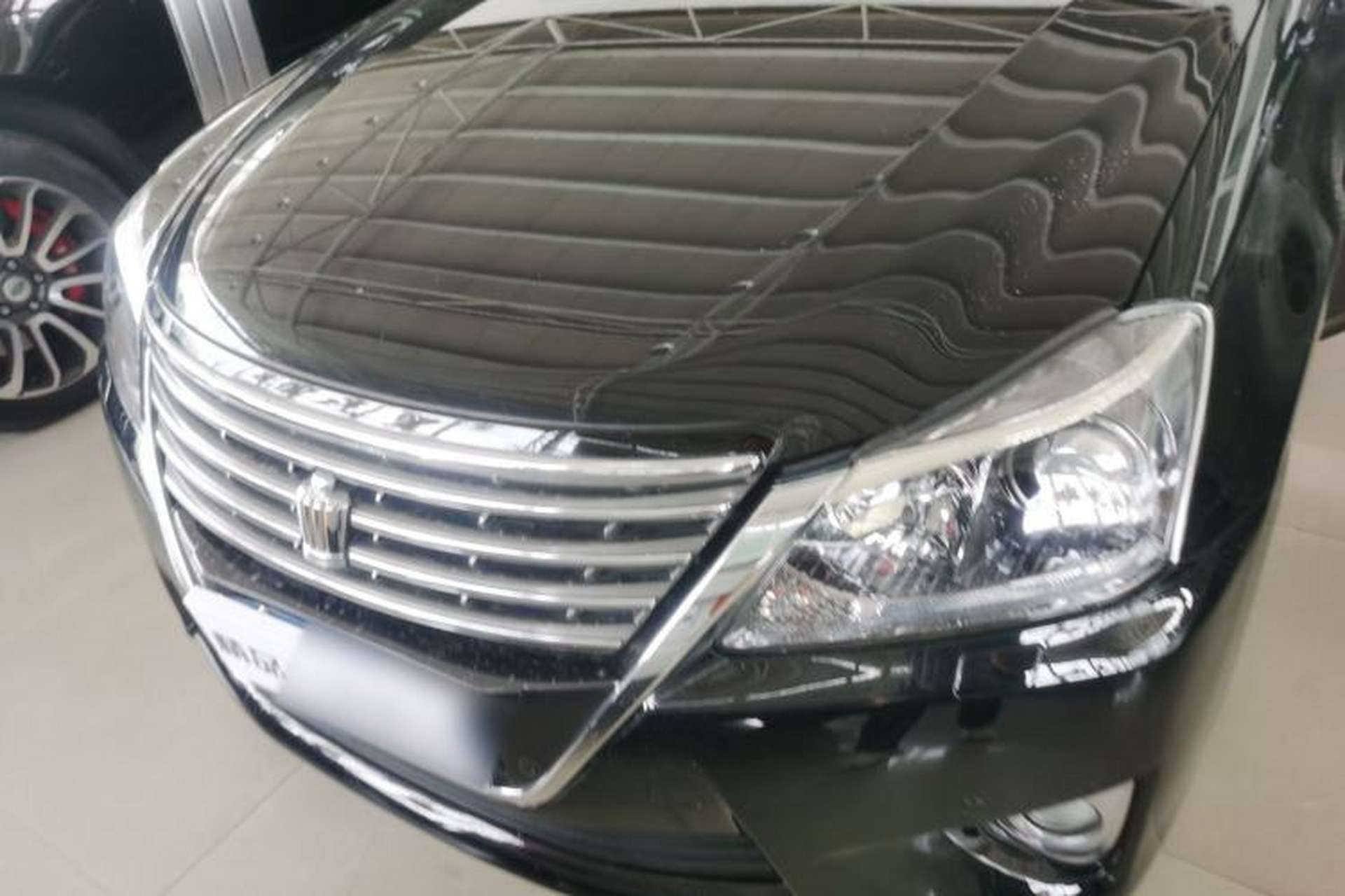 Used Toyota Crown 2012 2.5L Royal Leather Edition Front