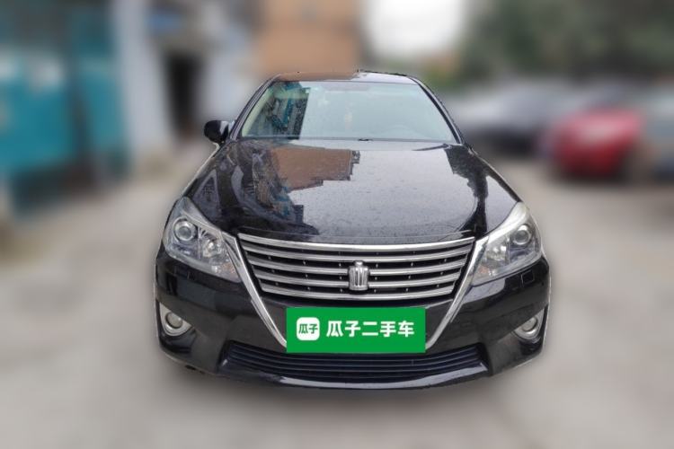 Used Toyota Crown 2012 2.5L Royal Leather Edition Front