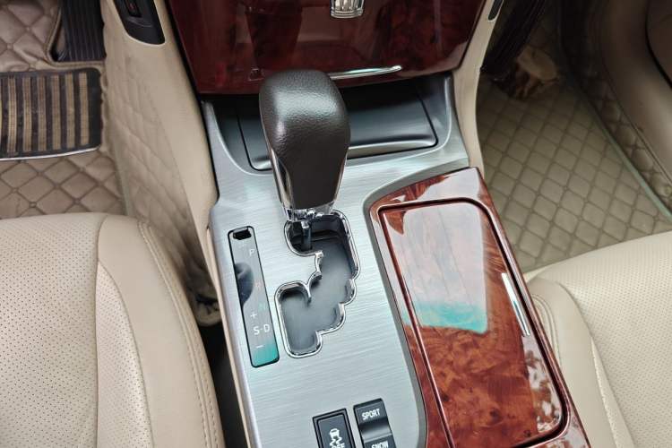 Used Toyota Crown 2012 2.5L Royal Leather Edition Gear Lever