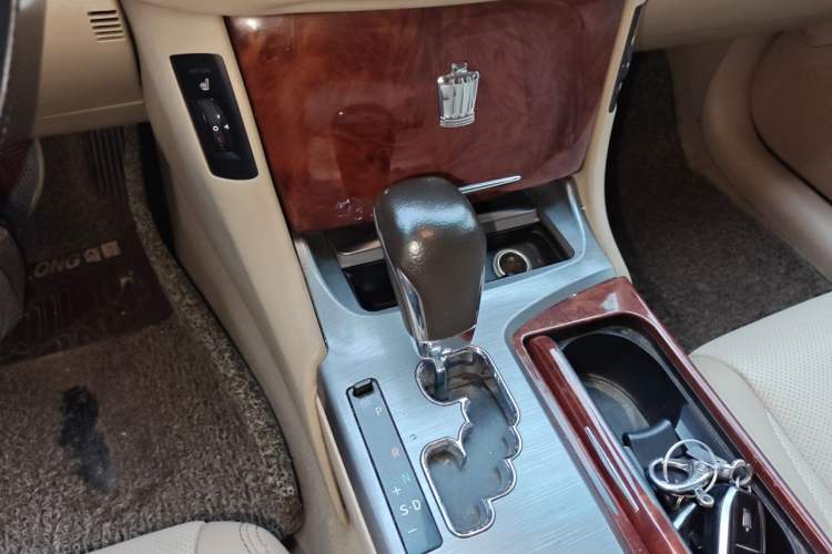 Used Toyota Crown 2012 2.5L Royal Navigation Edition Gear Lever