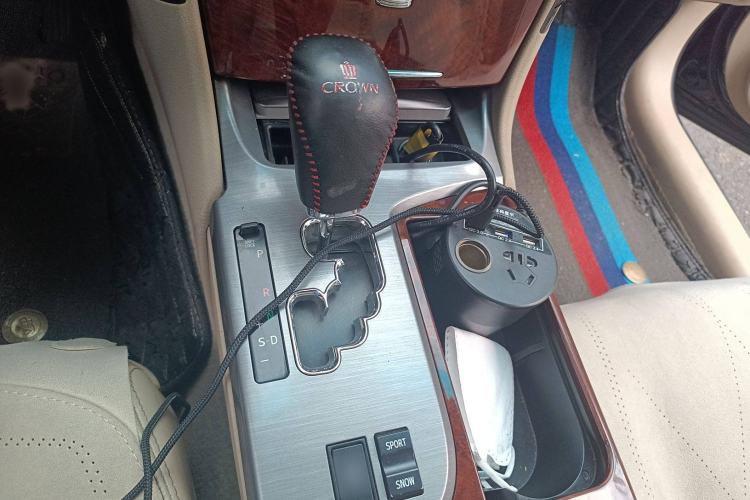 Used Toyota Crown 2012 2.5L Royal Leather Edition Gear Lever