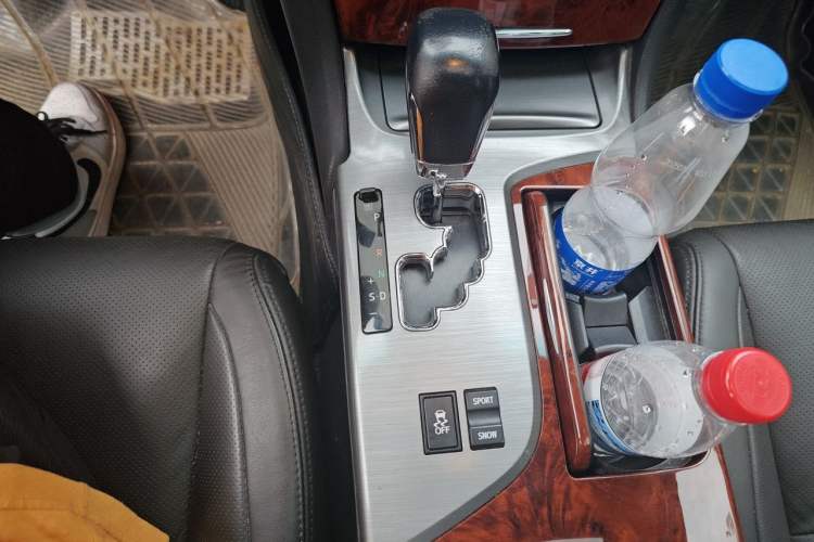 Used Toyota Crown 2012 2.5L Royal Navigation Edition Gear Lever