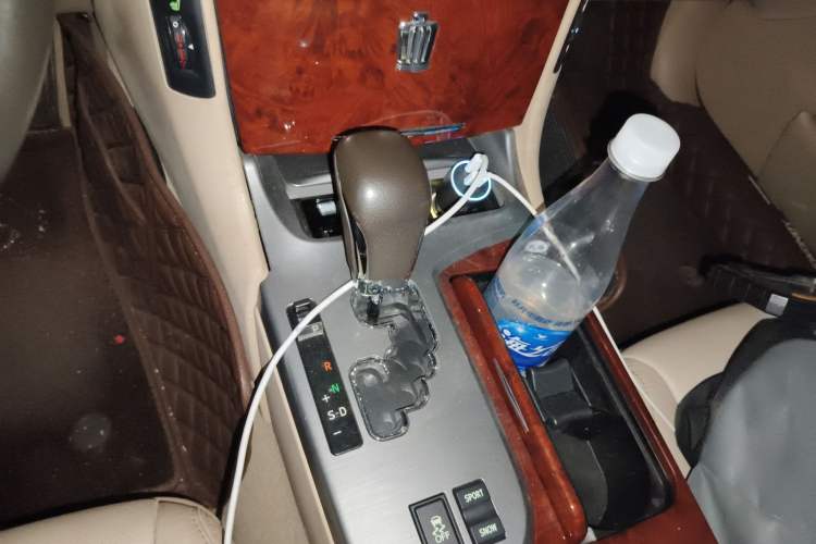 Used Toyota Crown 2012 2.5L Royal Leather Edition Gear Lever