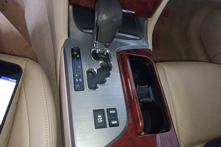 Used Toyota Crown 2012 2.5L Royal Gear Lever