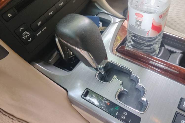 Used Toyota Crown 2012 2.5L Royal Leather Edition Gear Lever