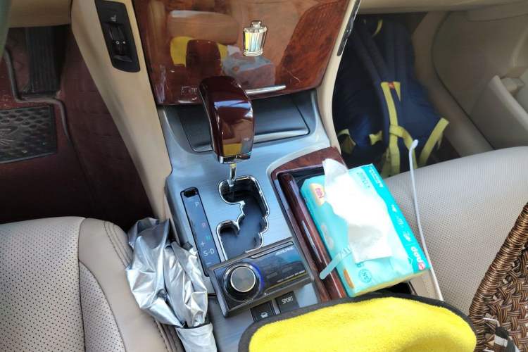 Used Toyota Crown 2012 2.5L Royal Leather Edition Gear Lever