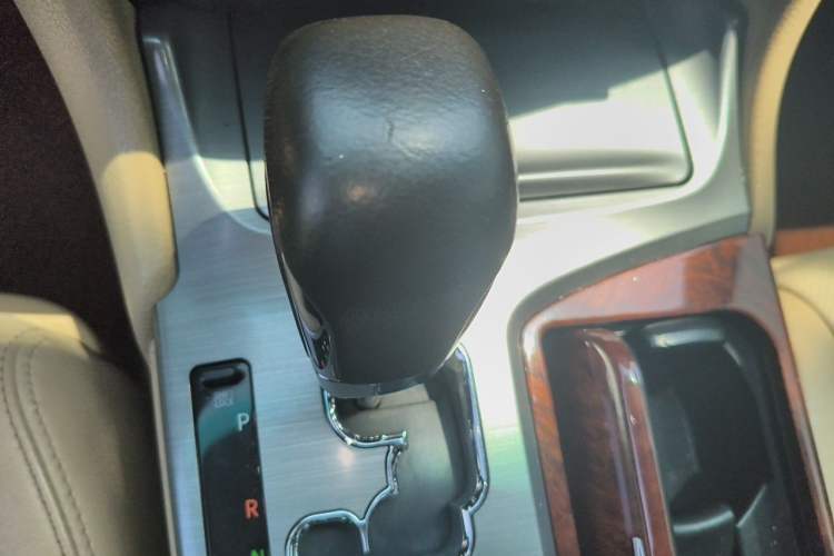Used Toyota Crown 2012 2.5L Royal Leather Edition Gear Lever