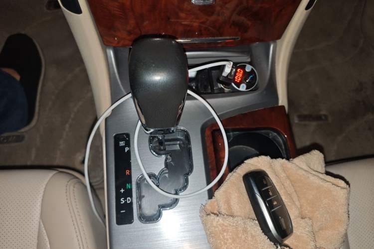 Used Toyota Crown 2012 2.5L Royal Leather Edition Gear Lever