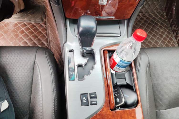 Used Toyota Crown 2012 2.5L Royal Leather Edition Gear Lever