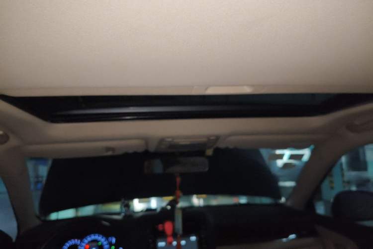 Used Toyota Crown 2012 2.5L Royal Leather Edition Headliner