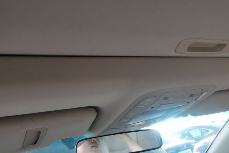 Used Toyota Crown 2012 2.5L Royal Leather Edition Headliner
