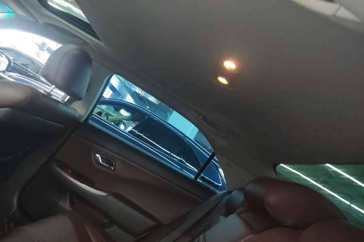 Used Toyota Crown 2012 2.5L Royal Leather Edition Headliner