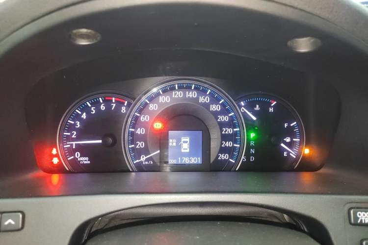 Used Toyota Crown 2012 2.5L Royal Leather Edition Instrument Cluster