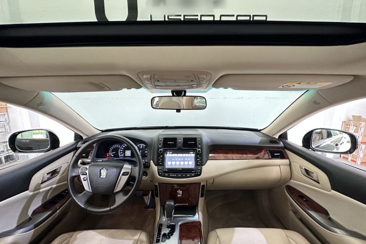Used Toyota Crown 2012 2.5L Royal Leather Edition Interior 1
